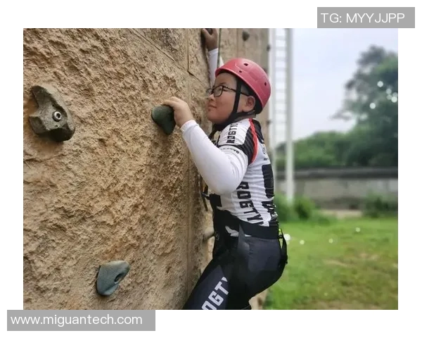 攀岩战术解析：上海攀岩队边路渗透体系的创新与实践探讨