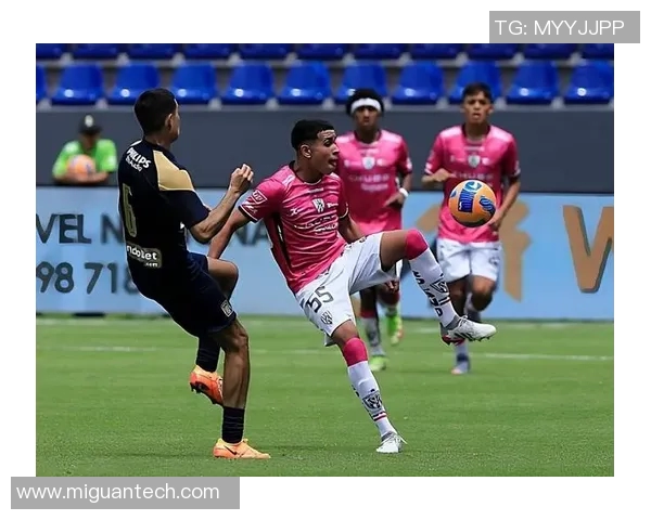 山谷独立与弗拉门戈的对决：激情与荣耀的足球盛宴