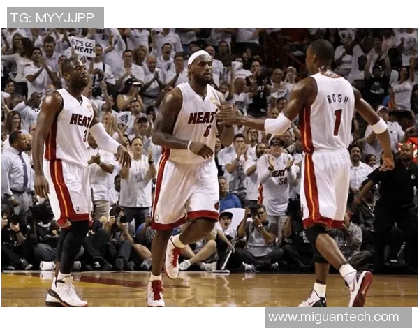 总决赛小牛对决热火精彩回顾与赛后分析全景呈现