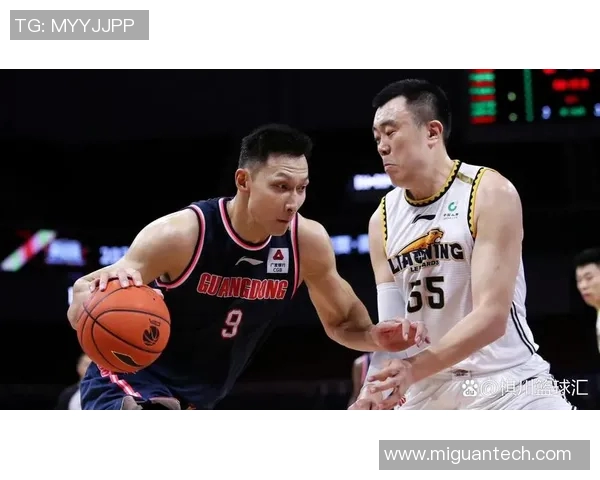 韩德君的篮球传奇之路:从青涩少年到CBA巨星的成长历程与奋斗故事 韩德君的篮球传奇之路:从青涩少年到CBA巨星的成长历程与奋斗故事