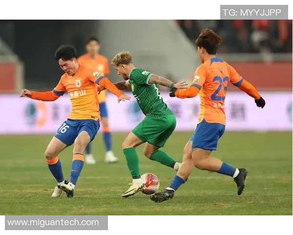 2012赛季鲁能与国安精彩对决视频回顾及赛后分析 2012赛季鲁能与国安精彩对决视频回顾及赛后分析