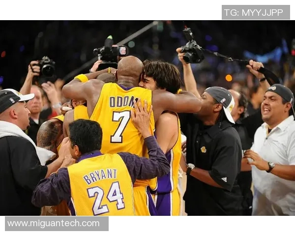 2016年4月14日湖人与爵士精彩对决高清回放视频分析与赛后点评 2016年4月14日湖人与爵士精彩对决高清回放视频分析与赛后点评